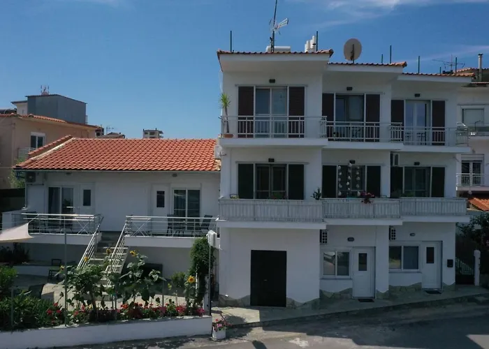 Doukas Apartments & Studios