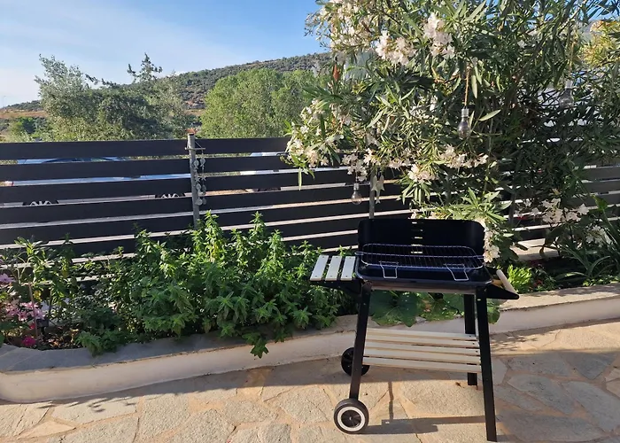 Doukas Apartments & Studios