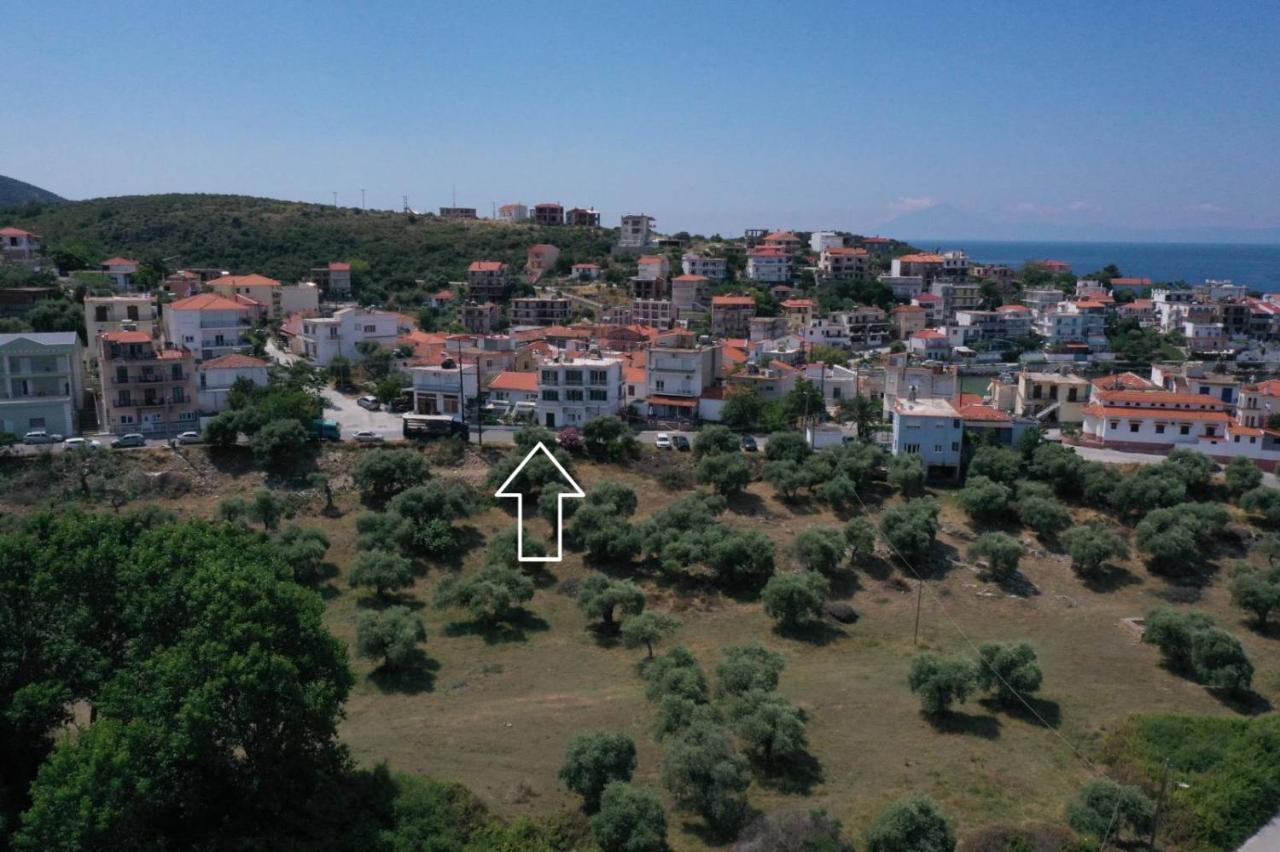 Doukas & * Skala Marion