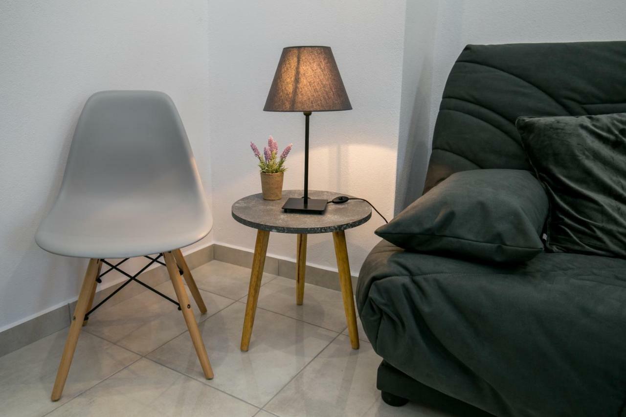 Apartament Doukas & Skála Marión